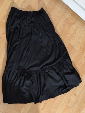 Abercrombie & Fitch Black Tiered Maxi Skirt Size SP